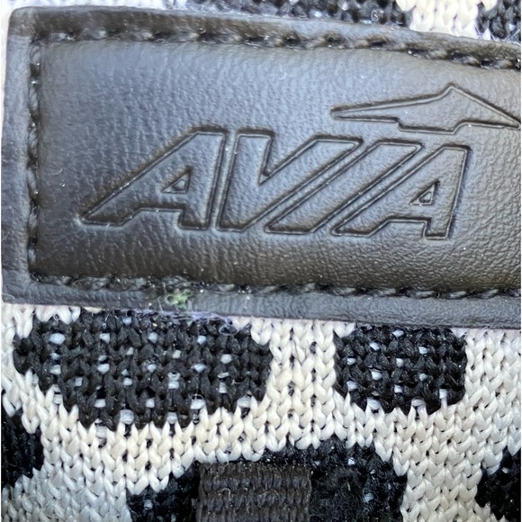 FUN! Avia spotted sneakers, women’s 8.5 - Picture 5 of 6